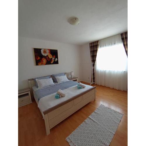 Apartments Gverić