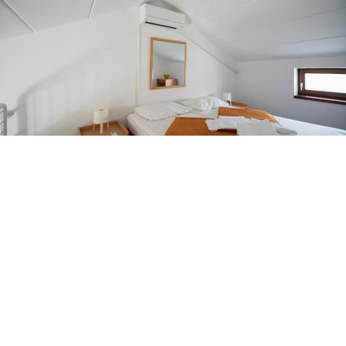 Apartments Hostin Roža Duga Uvala