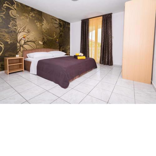 Apartments Ilak