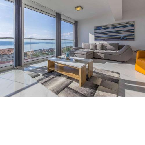 Apartments in Crikvenica 41674