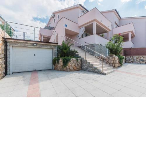 Apartments in Klimno/Insel Krk 13574