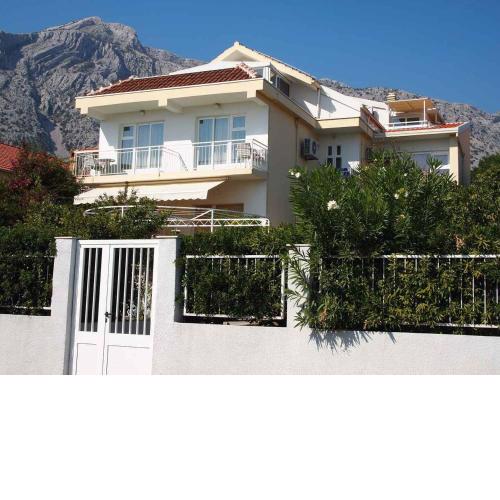 Apartments in Orebic 6930