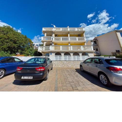 Apartments Irena