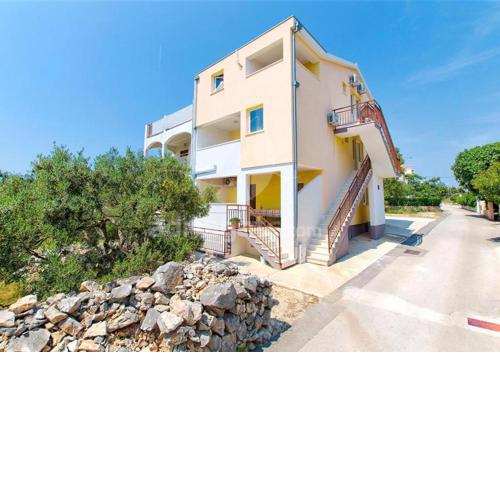Apartments Iva