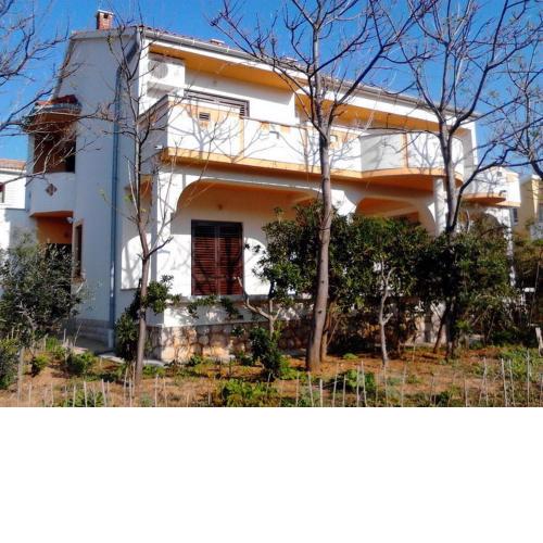 Apartments Ivan - 150 meters from beach