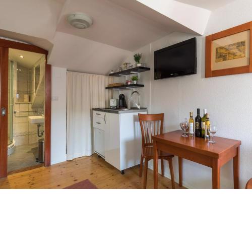 Apartments Ivana Old Town - Standard Studio - APT3