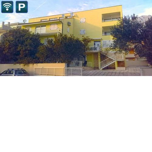 Apartments Ivo