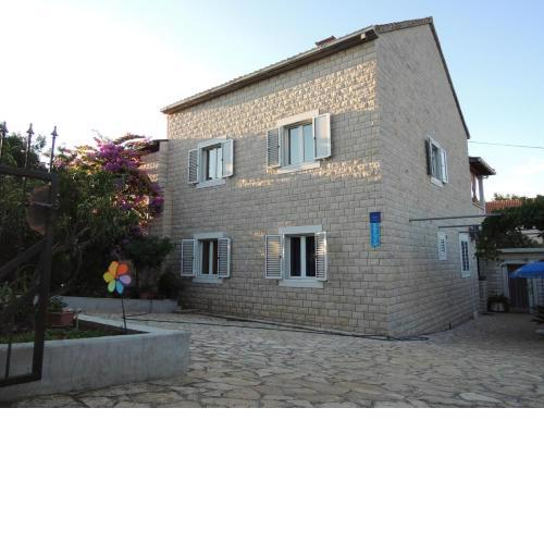 Apartments Jak