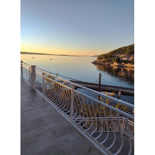 Apartments Jakov