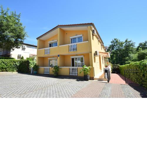 Apartments Jelica