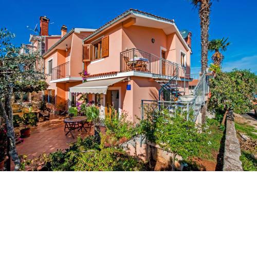 Apartments Josip 2304