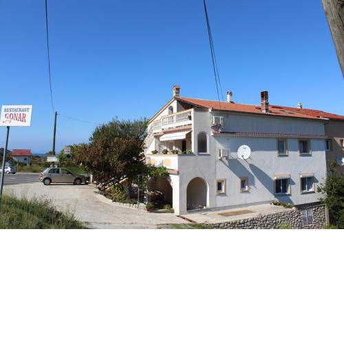 Apartments Josip 2830