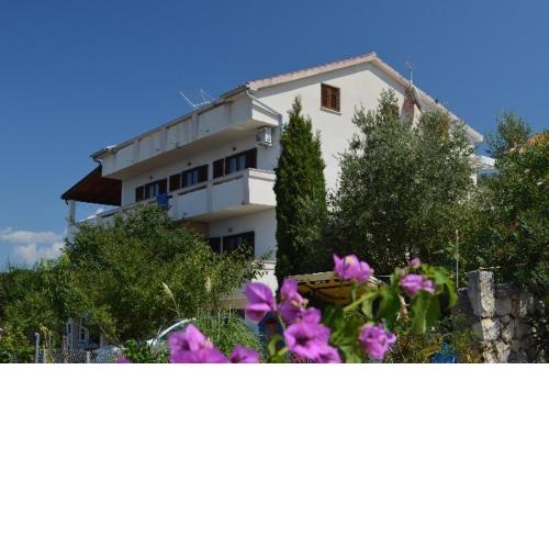 Apartments Josip