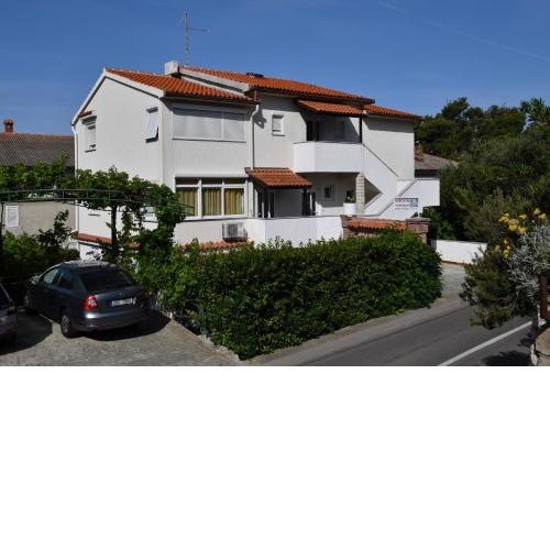 Apartments Josip