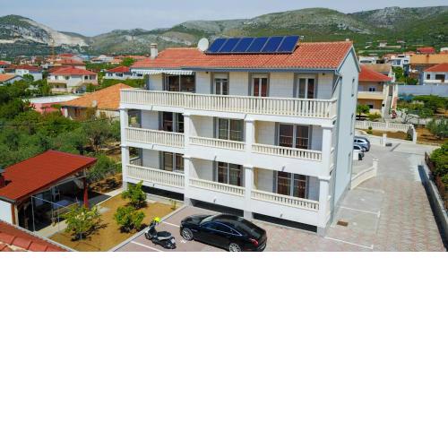 Apartments Jozic