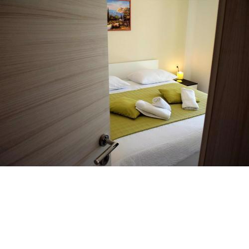 Apartments Kampor