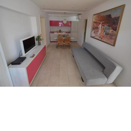 Apartments Karmen Maria