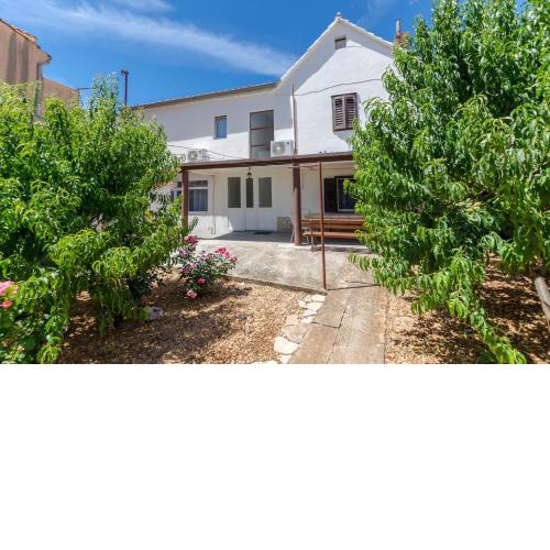 Apartments Katica