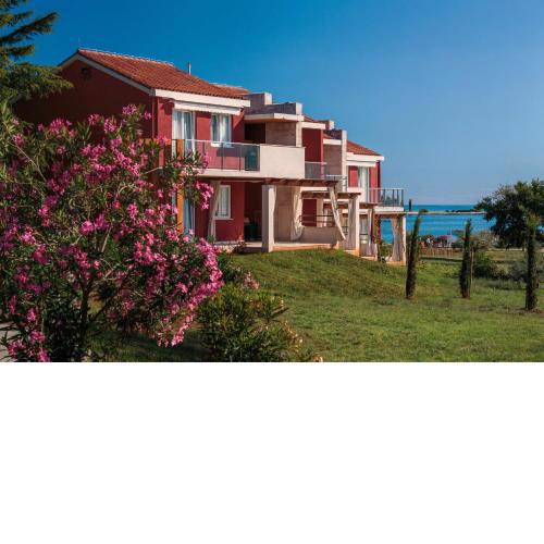 Apartments Katoro Plava Laguna