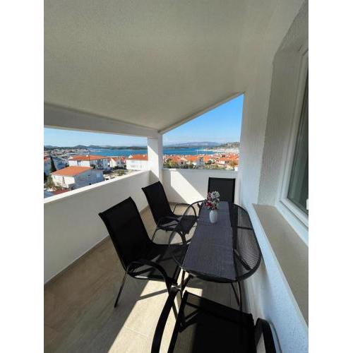 Apartments Kostelic