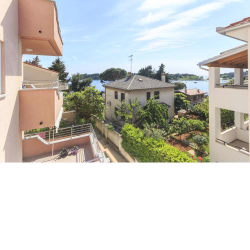 Apartments Lara Pula