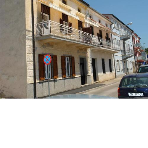 Apartments LATINO