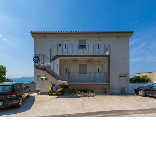 Apartments LAVARIN