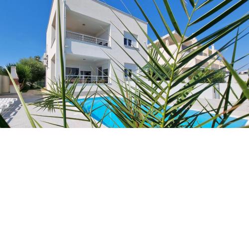 Apartments Le Mare - Pool, Sandstrand, Meerblick, W-Lan, Grill