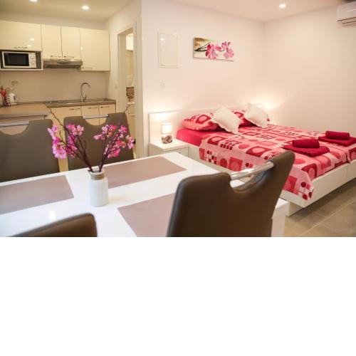 Apartments Lea