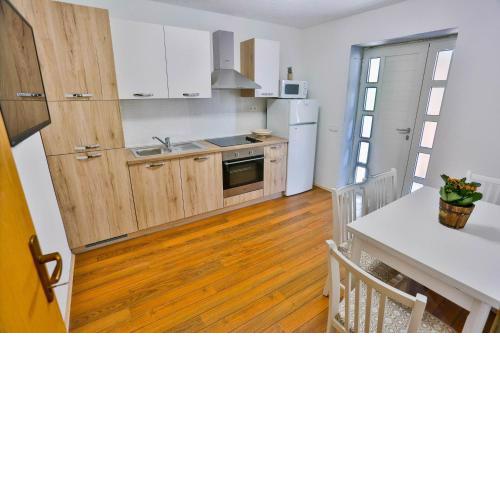 Apartments Lenka