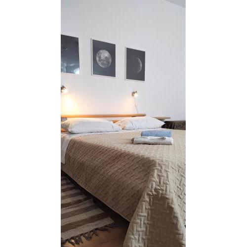 Apartments Ljilja sea view