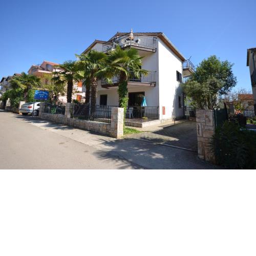 Apartments Ljiljana