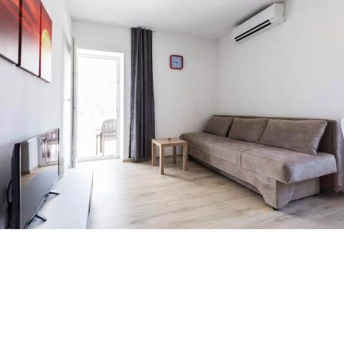 Apartments Longin