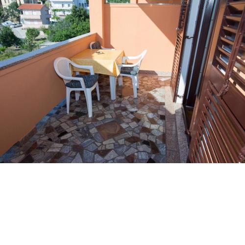 Apartments Lopar 178