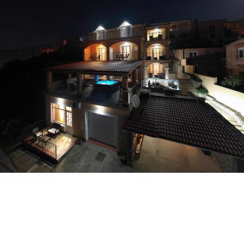 Apartments Lucia Senj 1