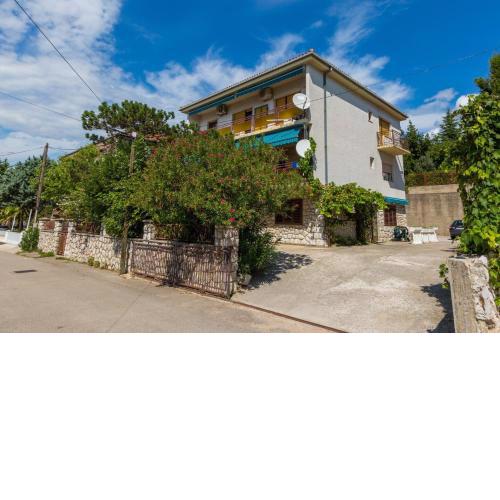 Apartments Luić 4244