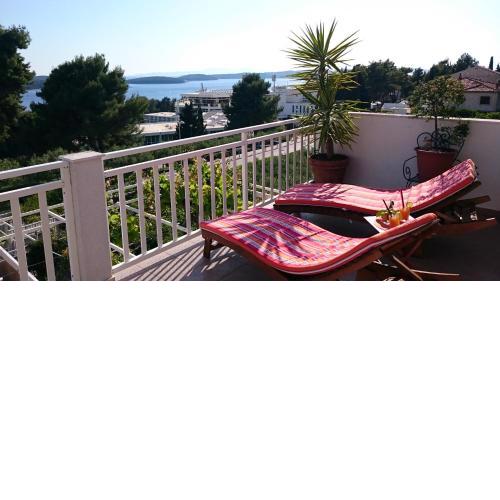 Apartments Mare