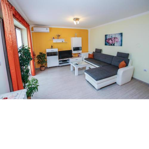 Apartments Mare