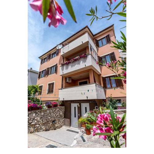 Apartments Marinko