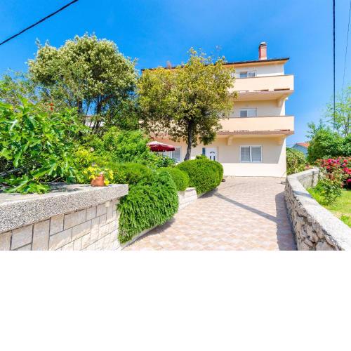 Apartments Marotin