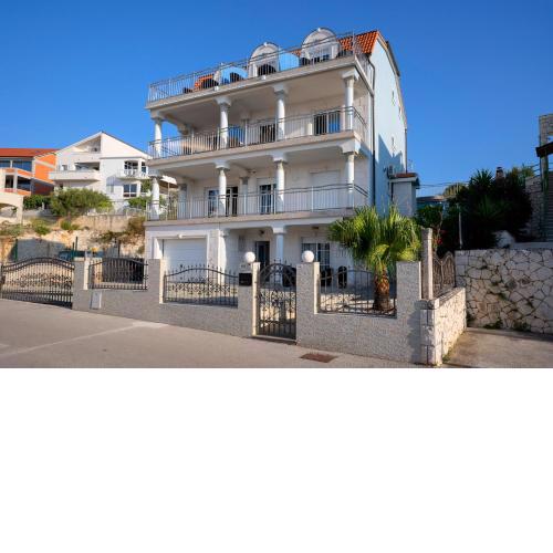 Apartments Matkovic