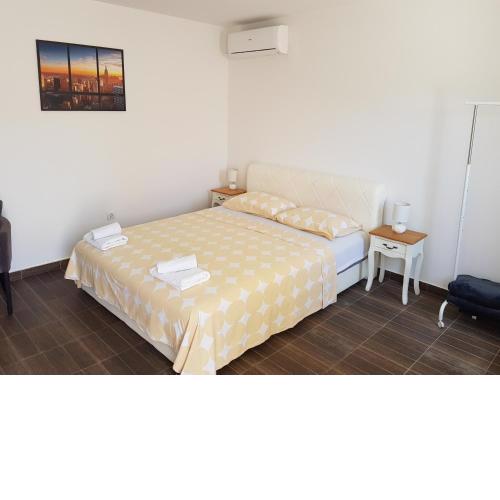 Apartments M&E