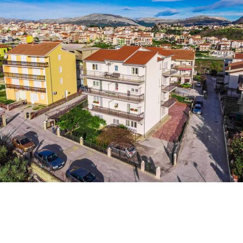 Apartments Mihael