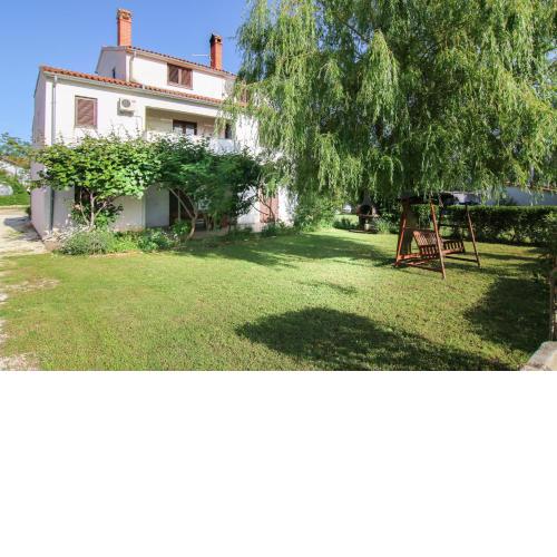Apartments Milovan