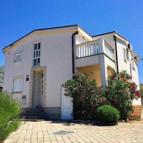 Apartments Mirela