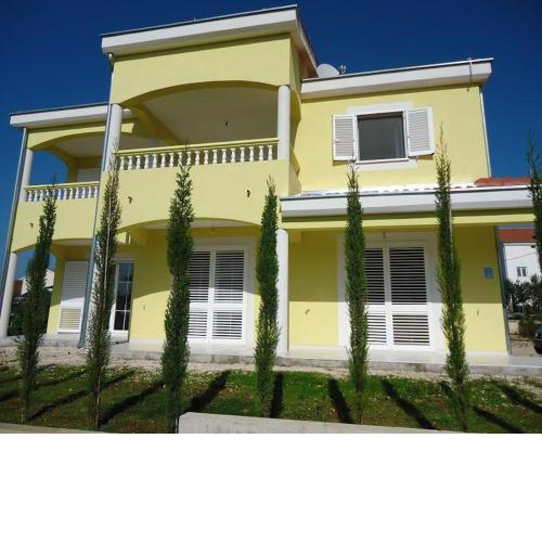 Apartments Mirjana