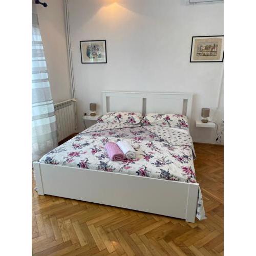 Apartments Mornar