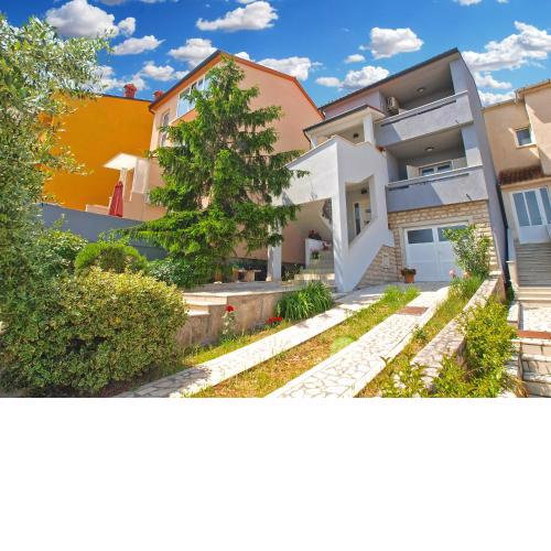 Apartments Nadija 1366