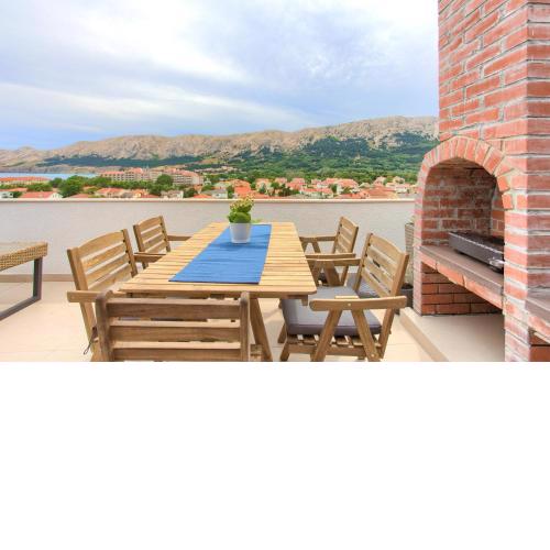 Apartments Nana - Baska