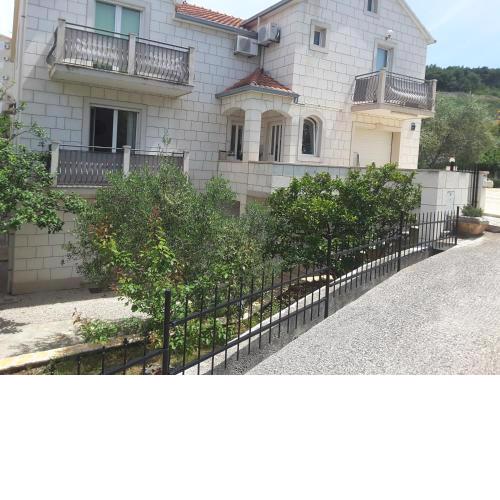 Apartments Nives